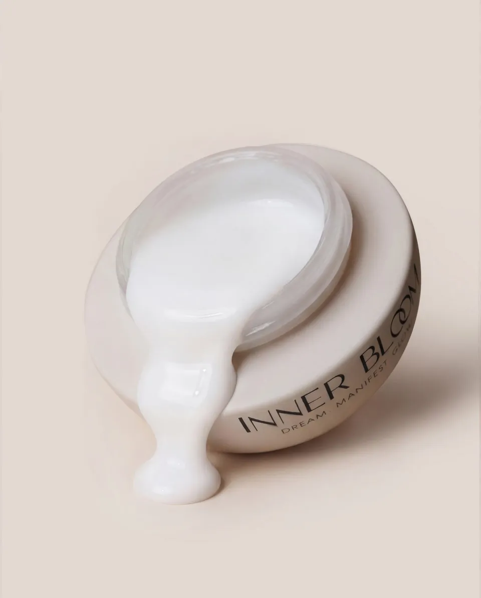 Самонивелиращ гел Selene Aura Milky White